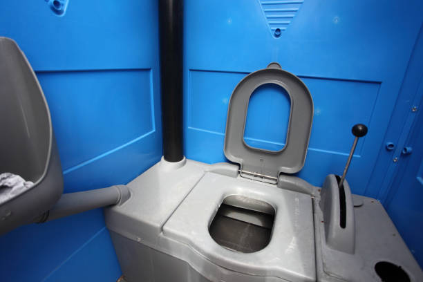Portable Toilet Options We Offer in Roosevelt Gardens, FL