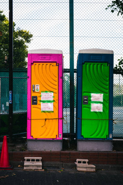 Porta potty rental for outdoor events in Roosevelt Gardens, FL